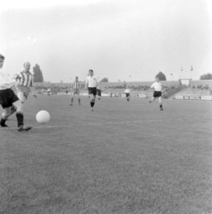 Voetbal Nederland B tegen Zwitserland B in Tilburg, Bestanddeelnr 911-2665