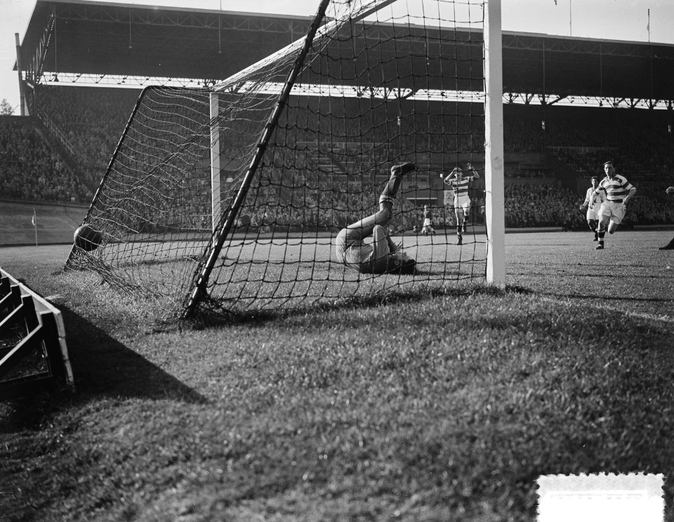 Voetbal Blauw-Wit tegen Ajax 4-0, Bestanddeelnr 904-8061