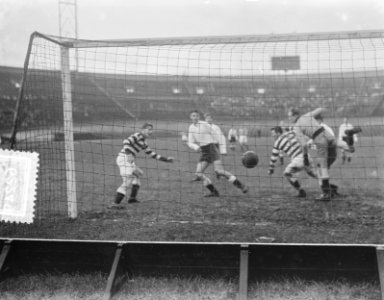 Voetbal Blauw-Wit tegen Sneek 2-1, Bestanddeelnr 906-2249