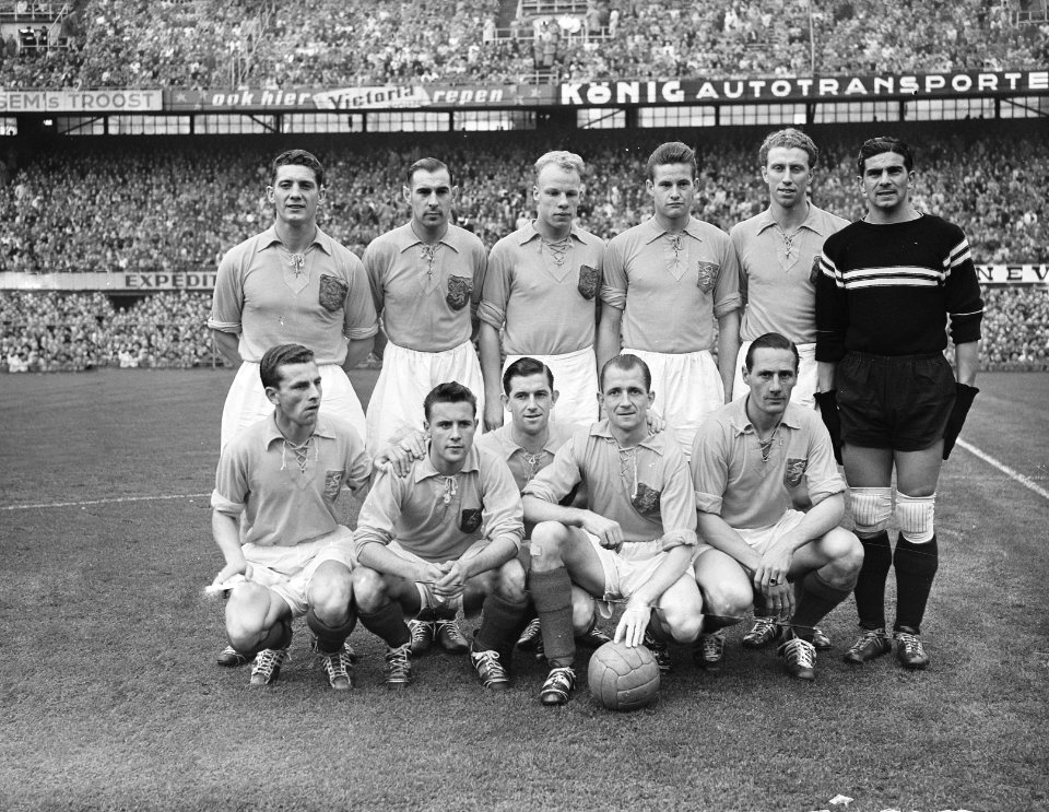 Voetbal interland Nederland tegen Belgie 2-2, Bestanddeelnr 907-3895 (restored)