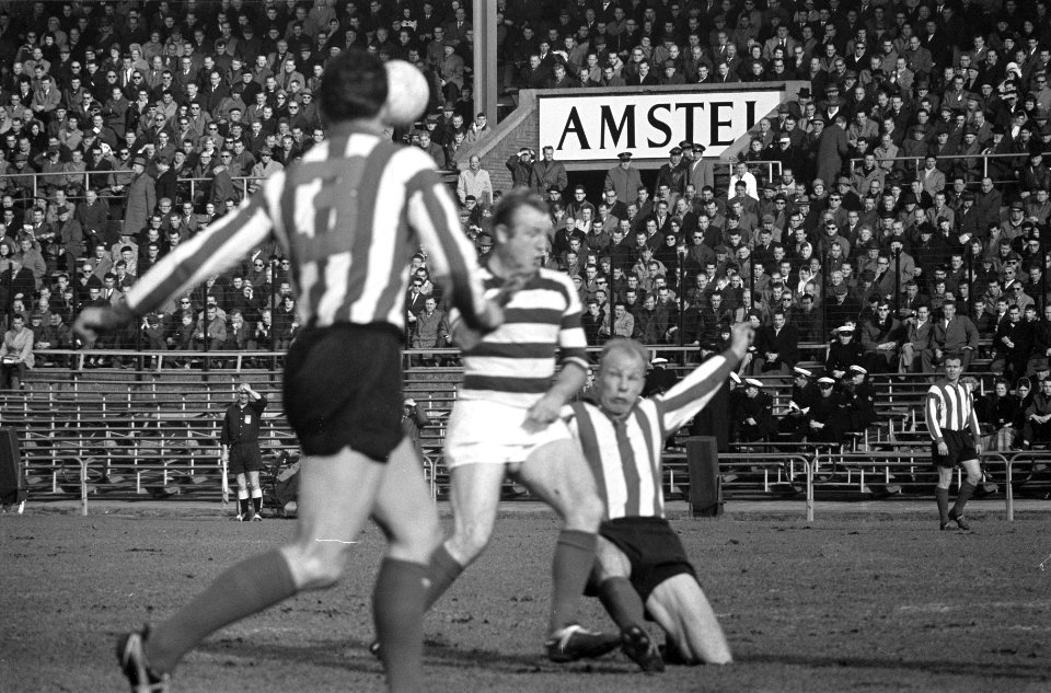Voetbal Blauw-Wit tegen PSV 1-2, Bestanddeelnr 913-5101