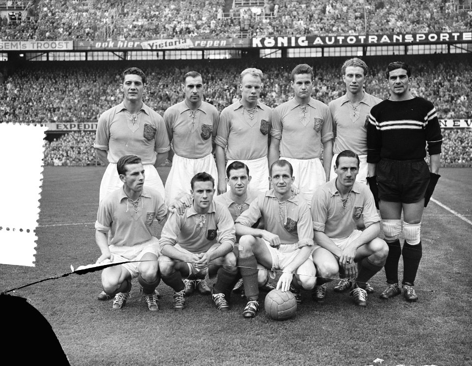 Voetbal interland Nederland tegen Belgie 2-2, Bestanddeelnr 907-3895