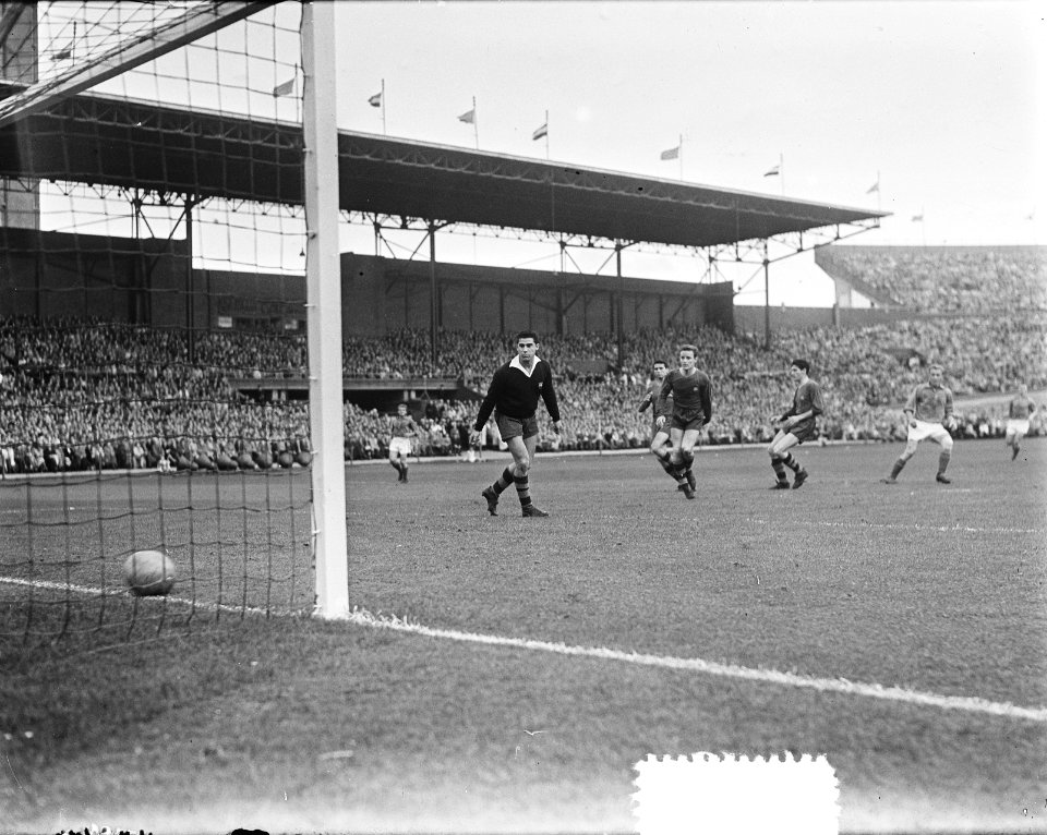 Voetbal Fifa wedstrijd stadion Amsterdam, doelpunten, Bestanddeelnr 906-0061