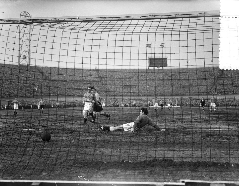 Voetbal Nederland Denemarken 1-1, Bestanddeelnr 907-0129