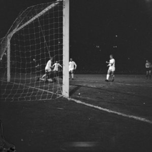 Voetbal Halve Finale Intertoto Feyenoord - Banik Ostrava (Tjechie) 1-0 Moment…, Bestanddeelnr 913-6196