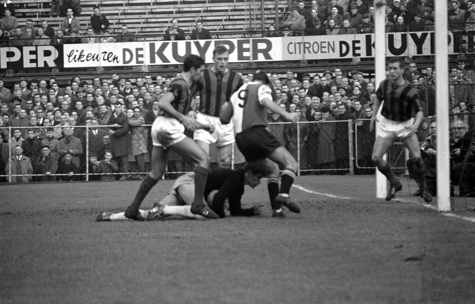 Voetbal Feyenoord tegen DWS 5-2, Bestanddeelnr 913-5346