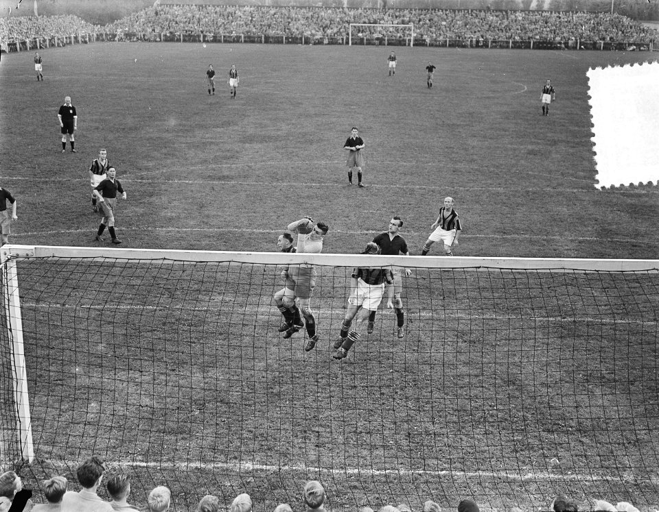 Voetbal DWS tegen Haarlem, Bestanddeelnr 905-9651