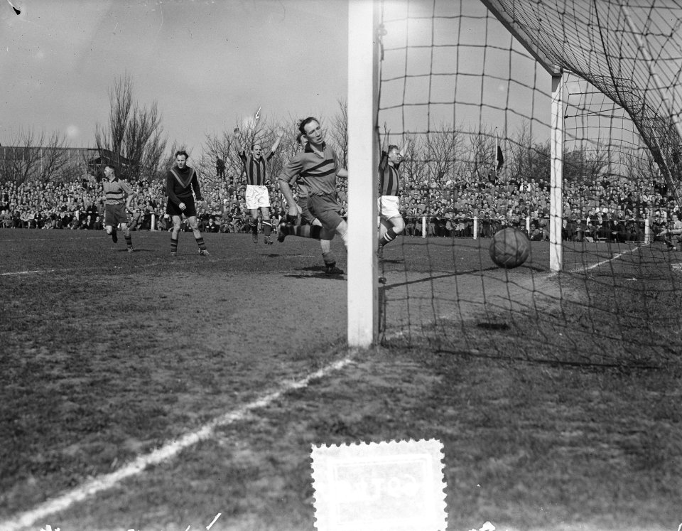 Voetbal DWS tegen NEC, doelpunt, Bestanddeelnr 906-4169