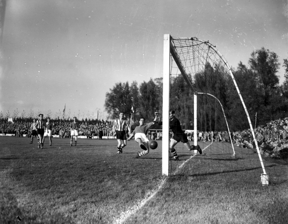 Voetbal Emma tegen Bleijerheijde, Bestanddeelnr 906-0460