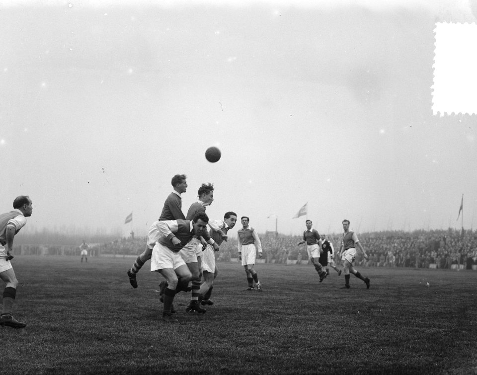 Voetbal Emma tegen SVV, spelmoment, Bestanddeelnr 906-1594