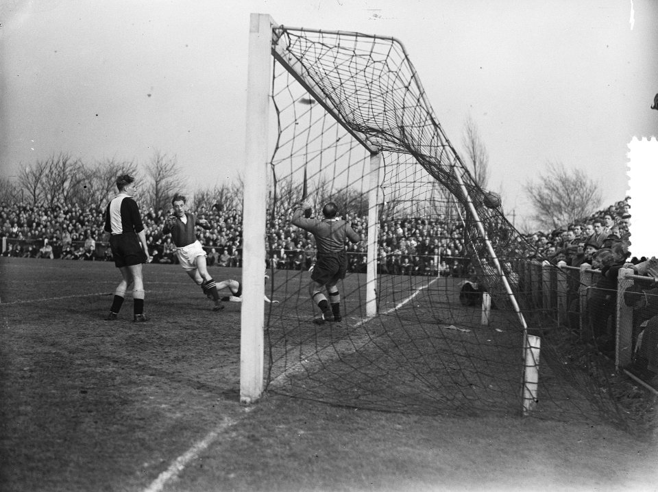 Voetbal DWS tegen t Gooi, Bestanddeelnr 904-9912