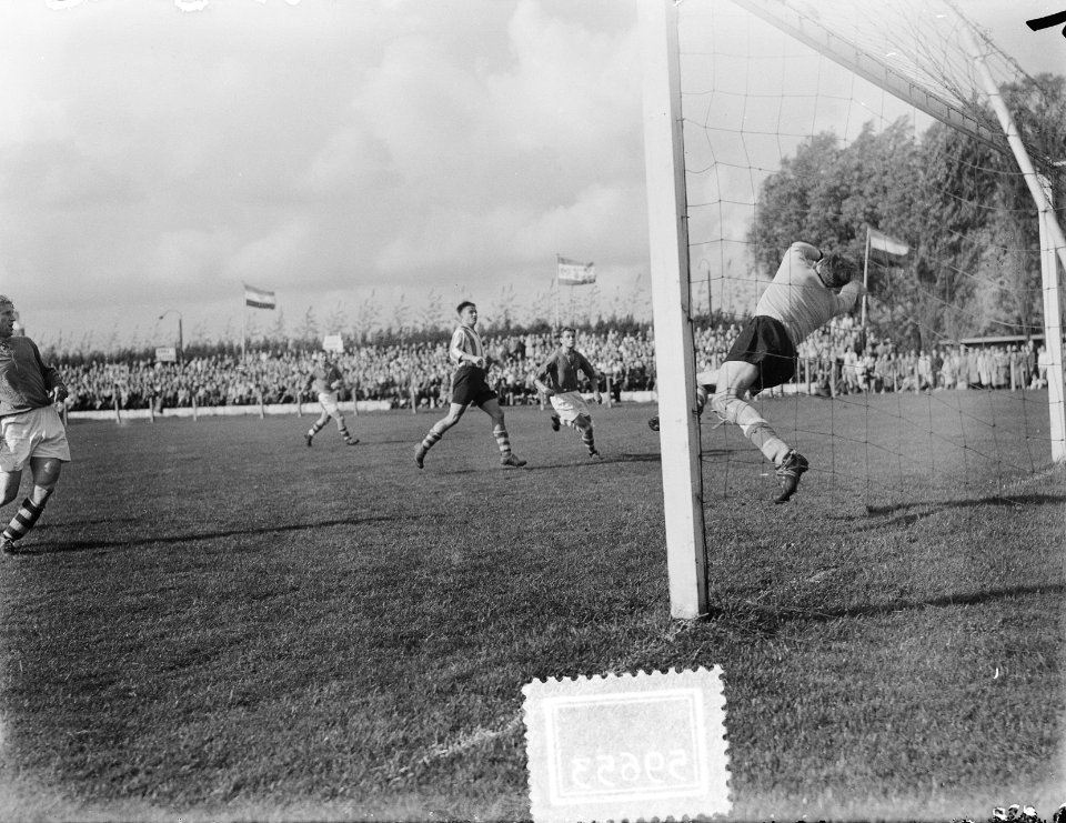 Voetbal Emma tegen PSV, Bestanddeelnr 905-9653