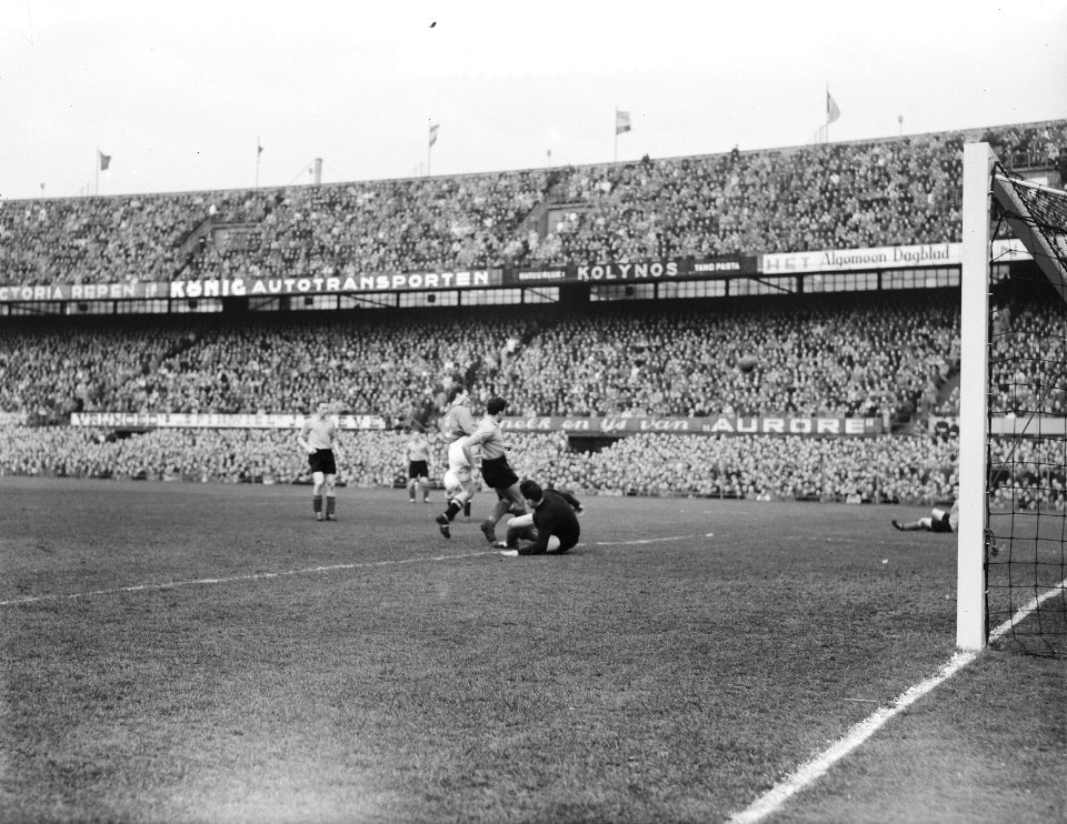 Voetbal. Nederland tegen Denemarken Rotterdam. Spelmoment, Bestanddeelnr 905-5863