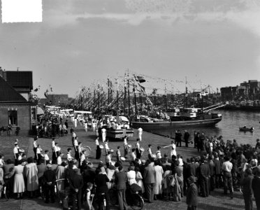 Vlaggetjesdag 1951 IJmuiden, Bestanddeelnr 904-5794
