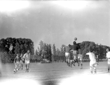 Voetbal Emma Zeeburgia Dordrecht, Bestanddeelnr 902-2645