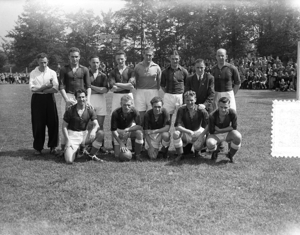 Voetbal. Wageningen tegen RCH 0-0. Elftal RCH, Bestanddeelnr 905-7269