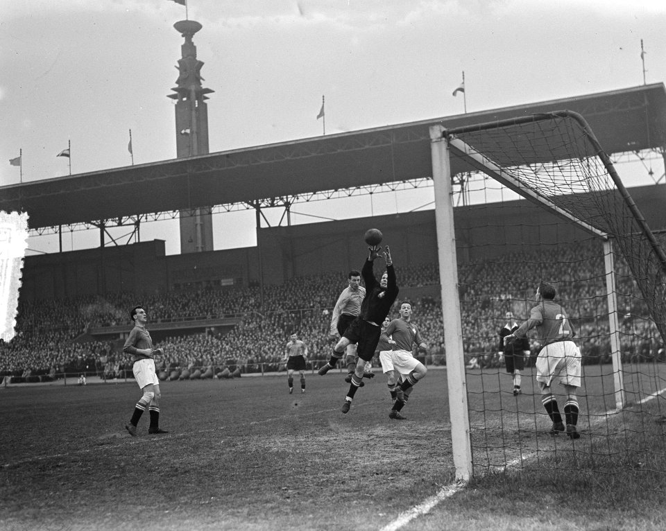 Voetbal. Nederland tegen Zwitserland. Abe doelpunt 1-1, Bestanddeelnr 905-6232