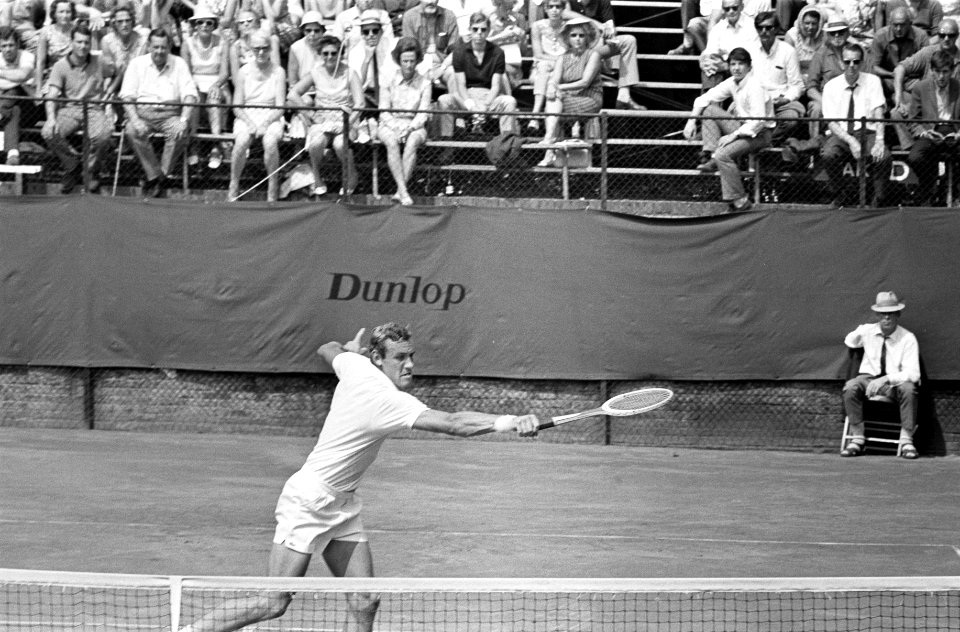 Vladimir Zednik (Tsjecho-Slowakije) in actie, Bestanddeelnr 922-6776
