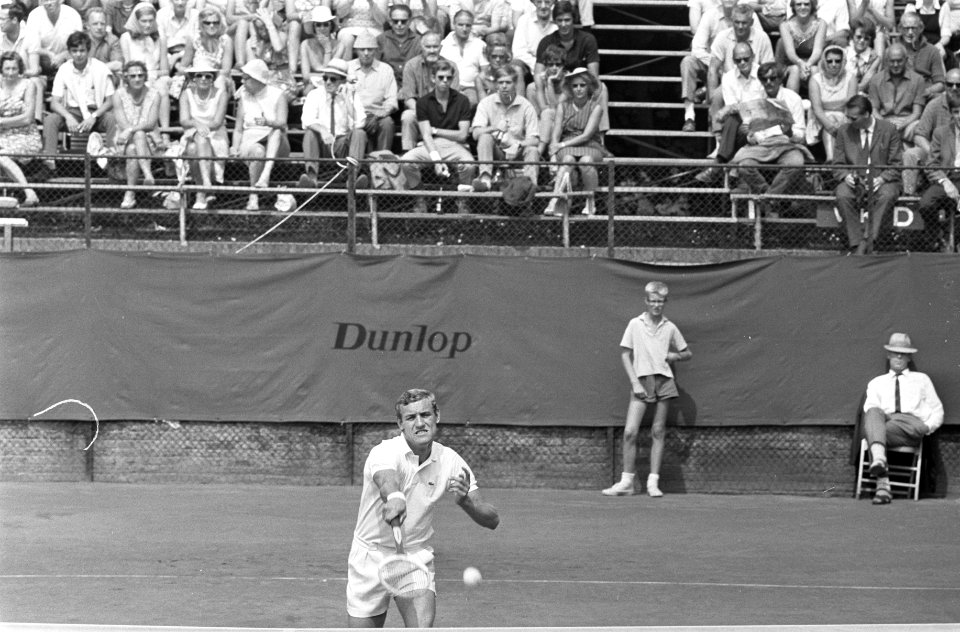Vladimir Zednik (Tsjecho-Slowakije) in actie, Bestanddeelnr 922-6772