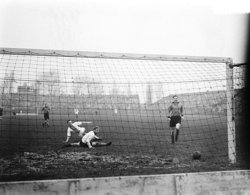 Voetbal. Ajax tegen Achilles (7-0). Spelmoment, Bestanddeelnr 904-9125