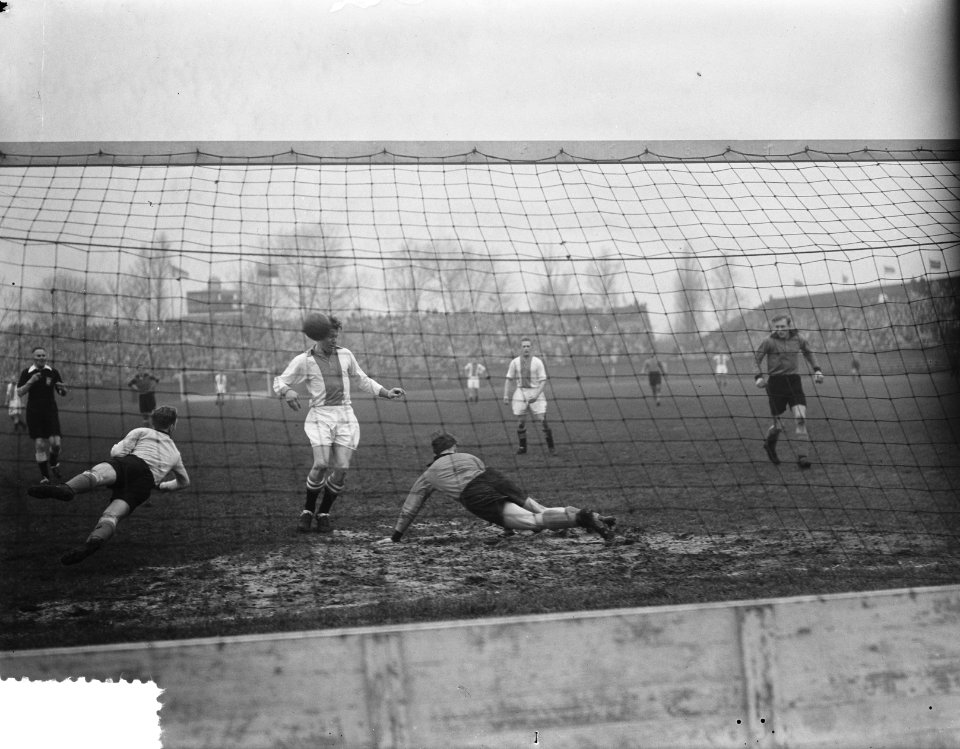 Voetbal. Ajax tegen Achilles (7-0). Spelmoment, Bestanddeelnr 904-9126