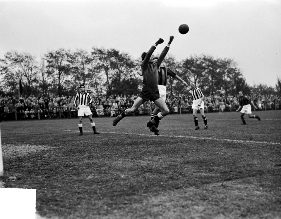 Voetbal, Bestanddeelnr 934-5325