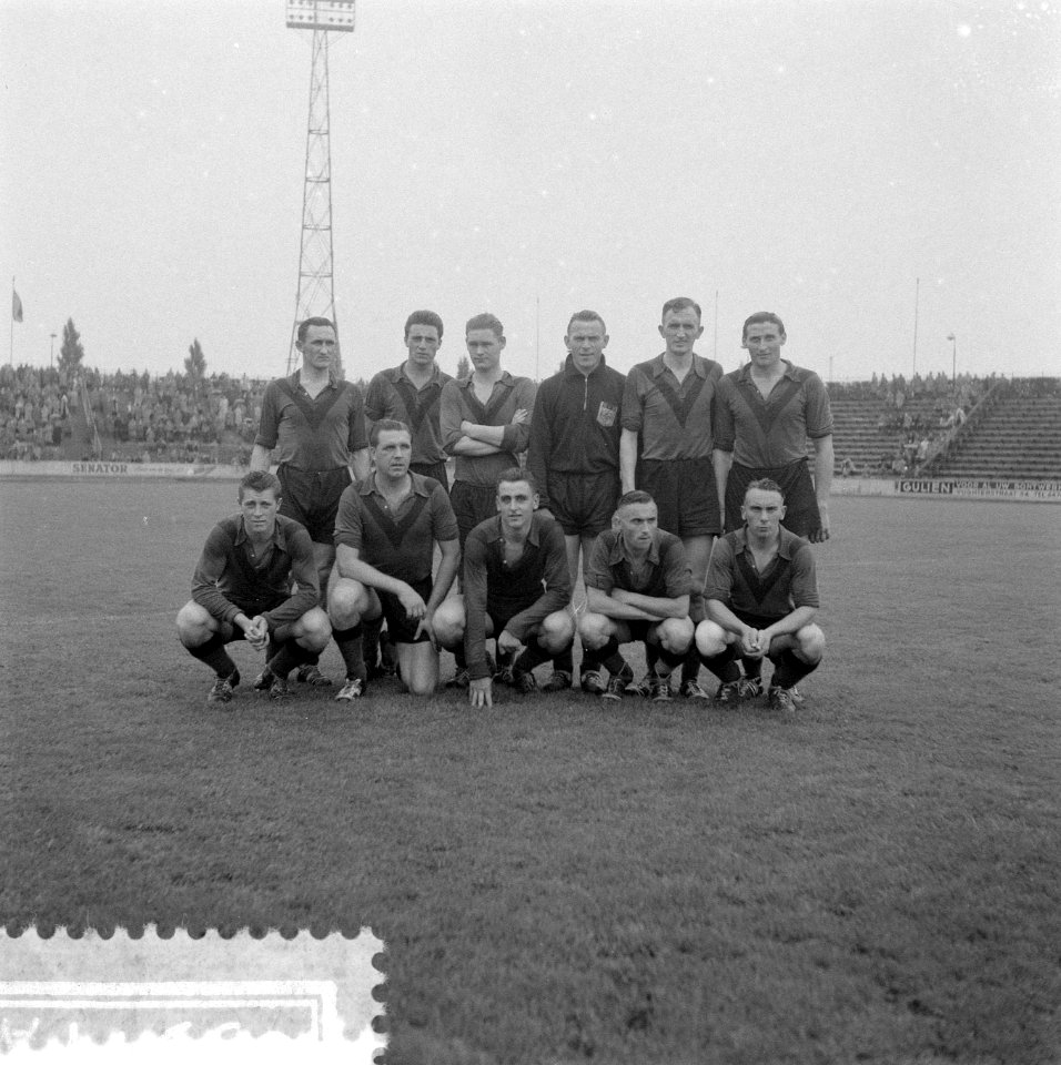 Voetbal. Elftal BVV, Bestanddeelnr 908-9317