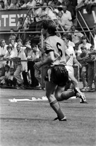 Voetbal, wedstrijden, spelmomenten, Bestanddeelnr 932-6709
