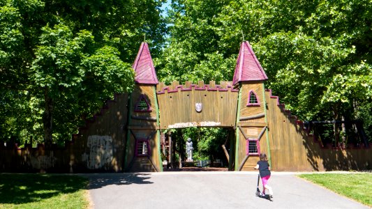 Wien 10 Kurpark Oberlaa Spielplatz a