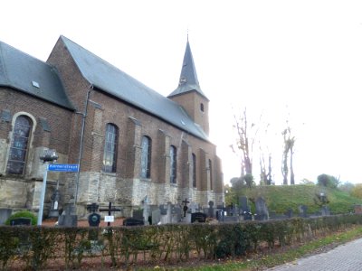 Wijnandsrade-Kerk met kasteelheuvel (2)