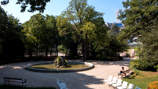 Wien 08 Schönbornpark a