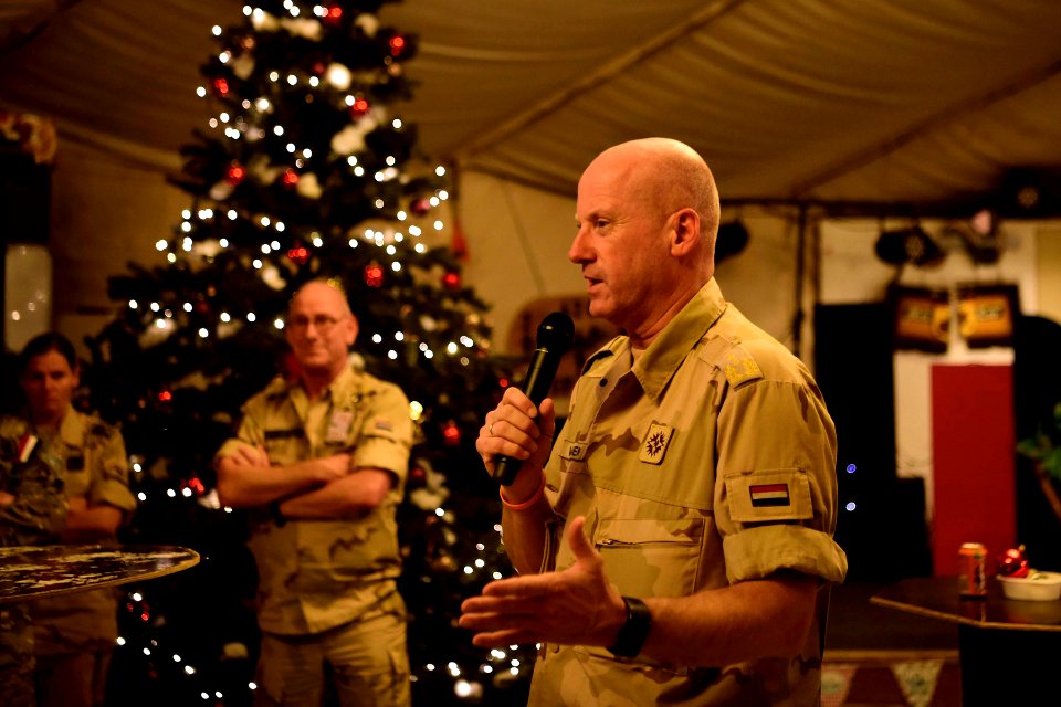 Wijnen-mazar-kerst