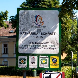 Wien 13 Katharina-Schratt-Park c