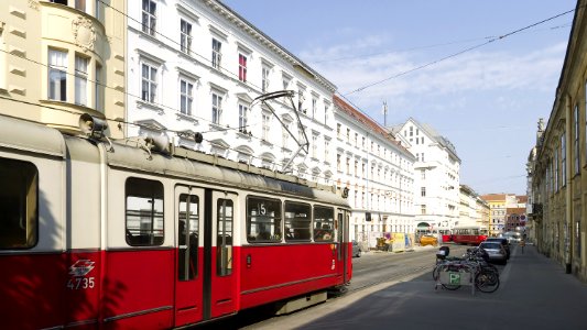 Wien Linie 05 12 Laudongasse a