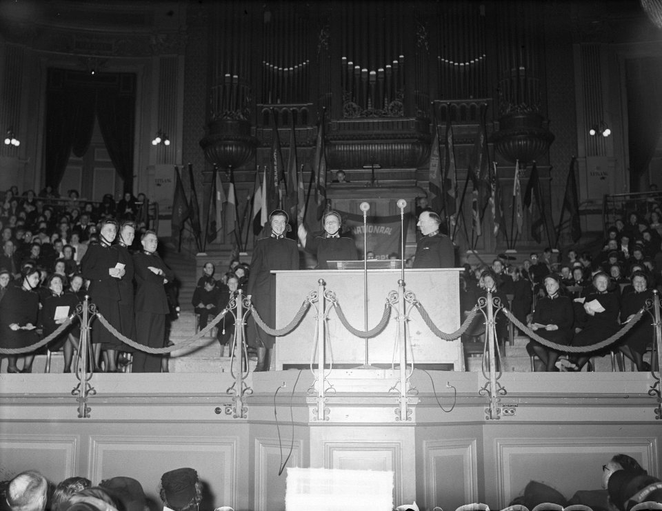 Wijdingsdienst van cadetten van het Leger des Heils in het Concertgebouw, Bestanddeelnr 903-9760