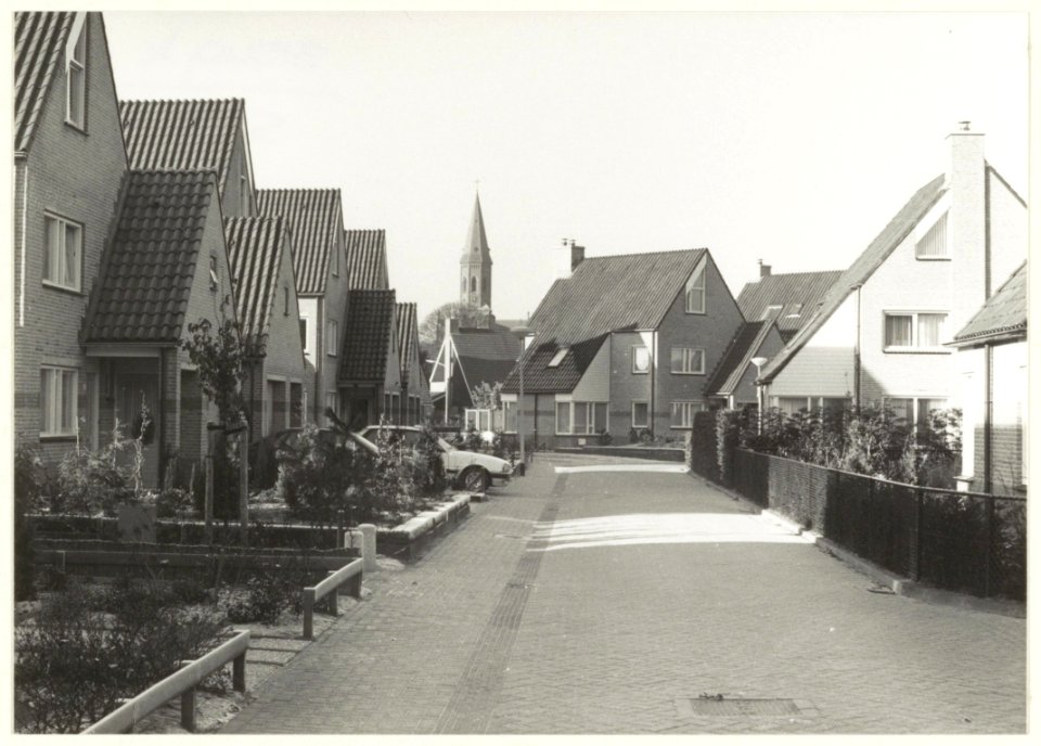 Wijk Vogelenzang-oost. Gravin Adahof. NL-HlmNHA 54031371