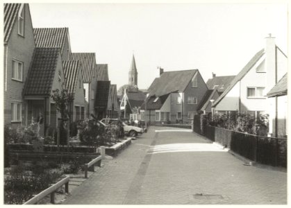 Wijk Vogelenzang-oost. Gravin Adahof. NL-HlmNHA 54031371