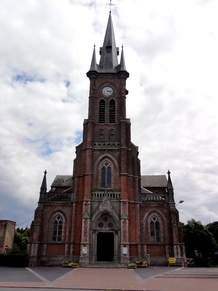 Wignehies (Nord, Fr) église, façade