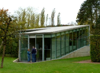 Wijlre-Hedge House (2a)