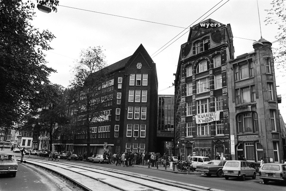 Wijers-complex aan de Amsterdamse Nieuwezijds Voorburgwal gekraakt, Bestanddeelnr 931-7209