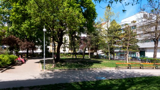 Wien 05 Rudolf-Sallinger-Park a