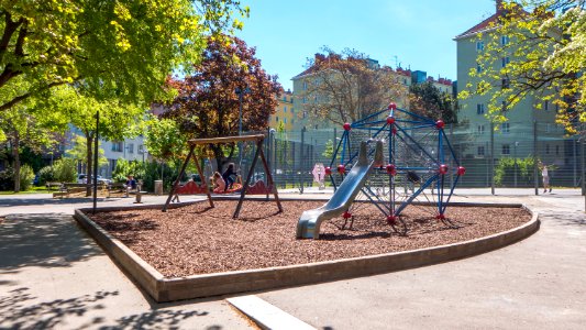 Wien 05 Leopold-Rister-Park i