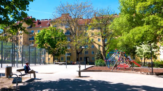 Wien 05 Leopold-Rister-Park h