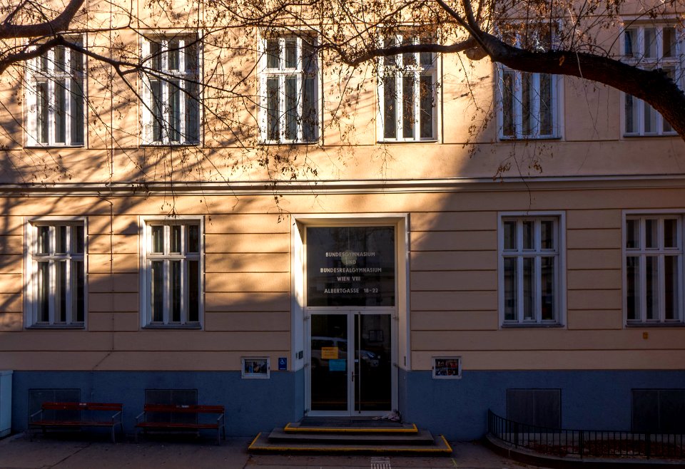 Wien 08 BGRG 8 Albertgasse b