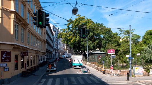 Wien 08 Florianigasse 017 a