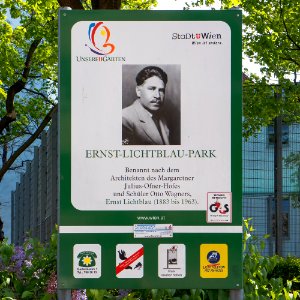 Wien 05 Ernst-Lichtblau-Park c