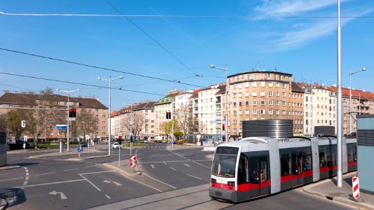 Wien 04 Südtiroler Platz a