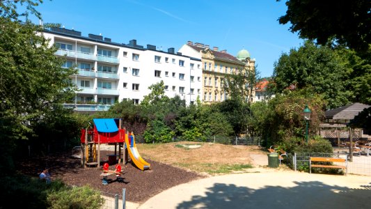 Wien 17 Lorenz-Bayer-Park e