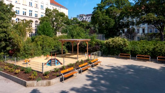 Wien 17 Pezzlpark c