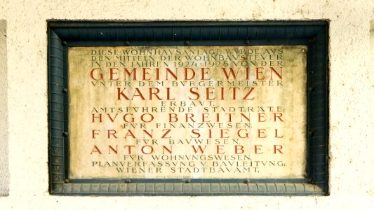 Wien 18 Lindenhof e